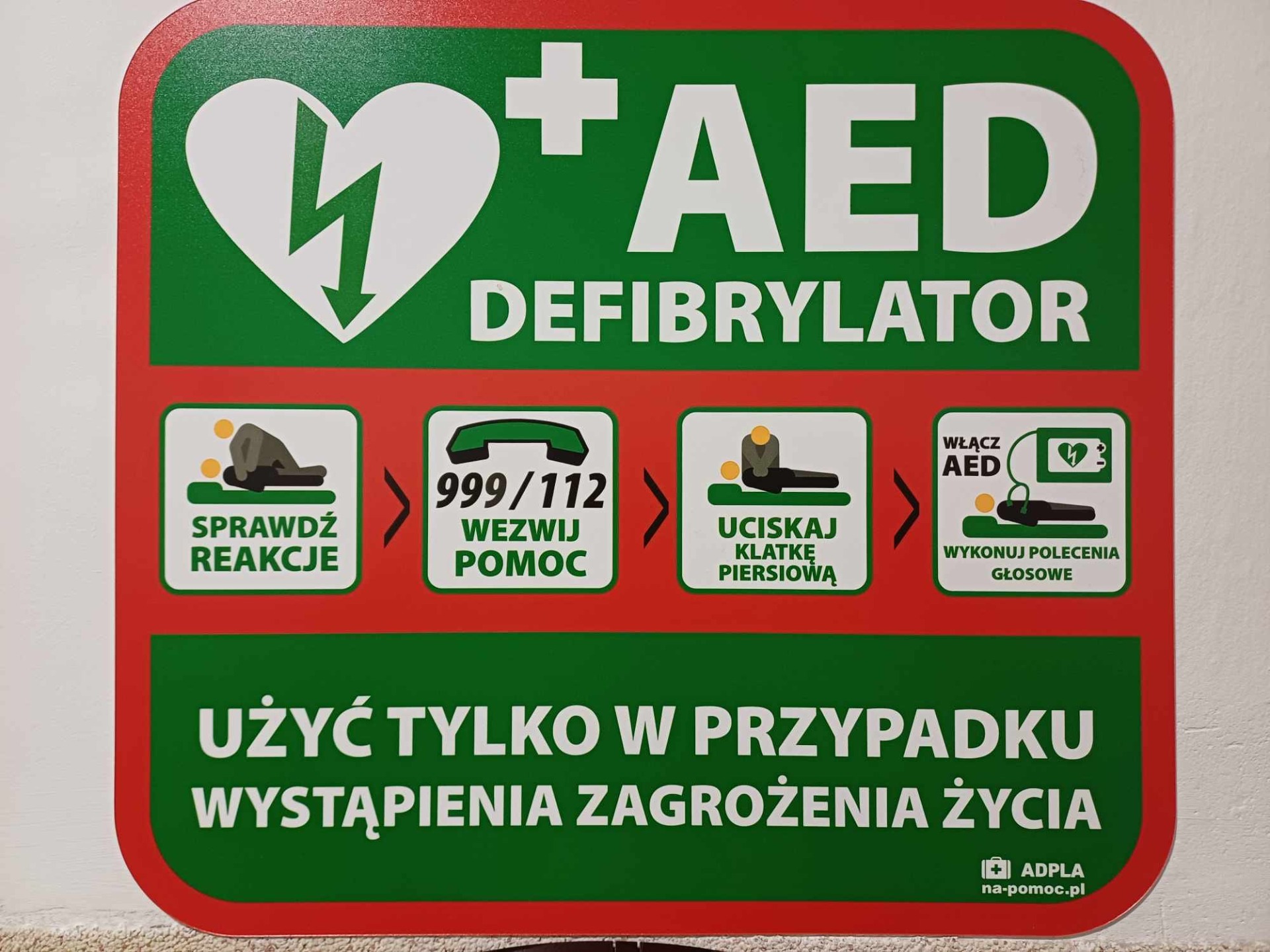 Defibrylator AED w naszej szkole - Obrazek 2
