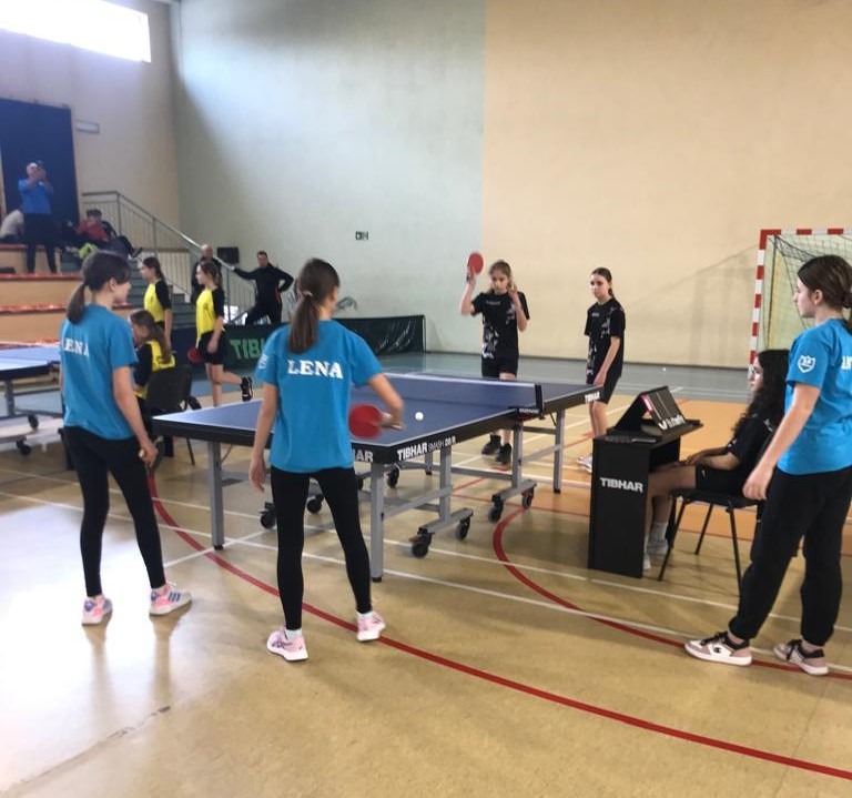 Mistrzostwa Strefy Jeleniogórskiej w tenisie stołowym dziewcząt - Obrazek 6