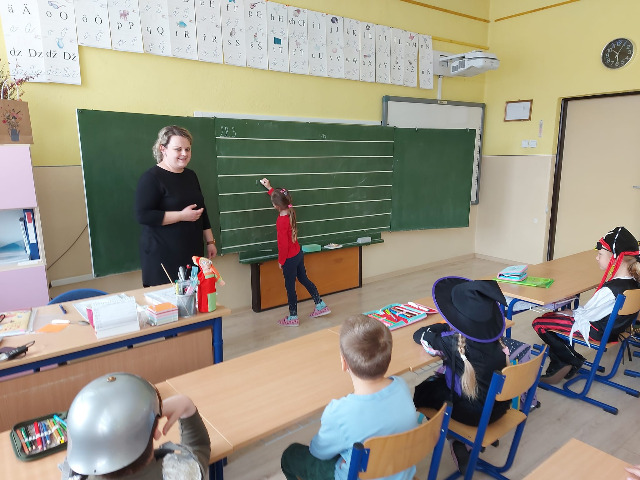 Návšteva predškolákov V ZŠ Liptovská Štiavnica - Obrázok 2