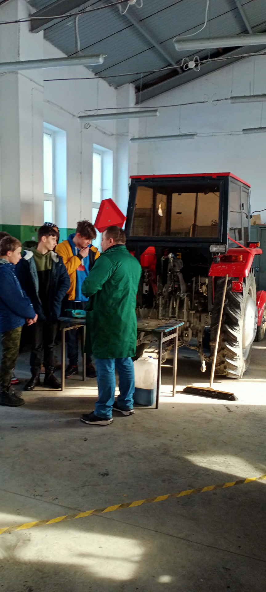 Wizyta w Zespole Szkół Centrum Kształcenia Rolniczego w Siennicy Różane - Obrazek 2