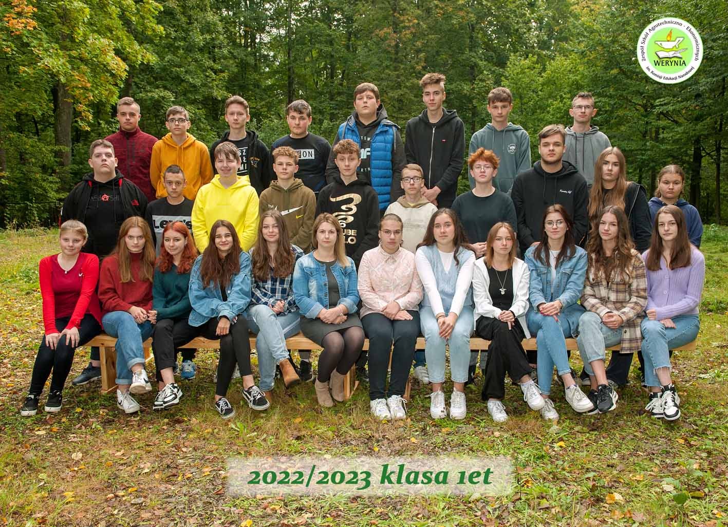 Zdjęcia klasowe 2022-23 - Obrazek 5