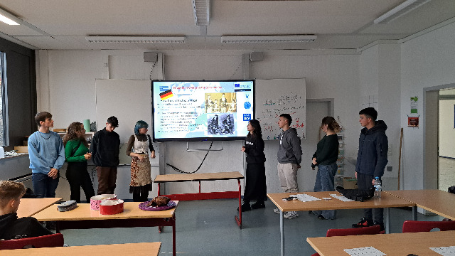 Αποστολή μαθητών/-τριών και εκπαιδευτικών του 5ου ΓΕ.Λ. Βέροιας σε σχολείο της Γερμανίας στο πλαίσιο του προγράμματος Erasmus+ - Εικόνα 5